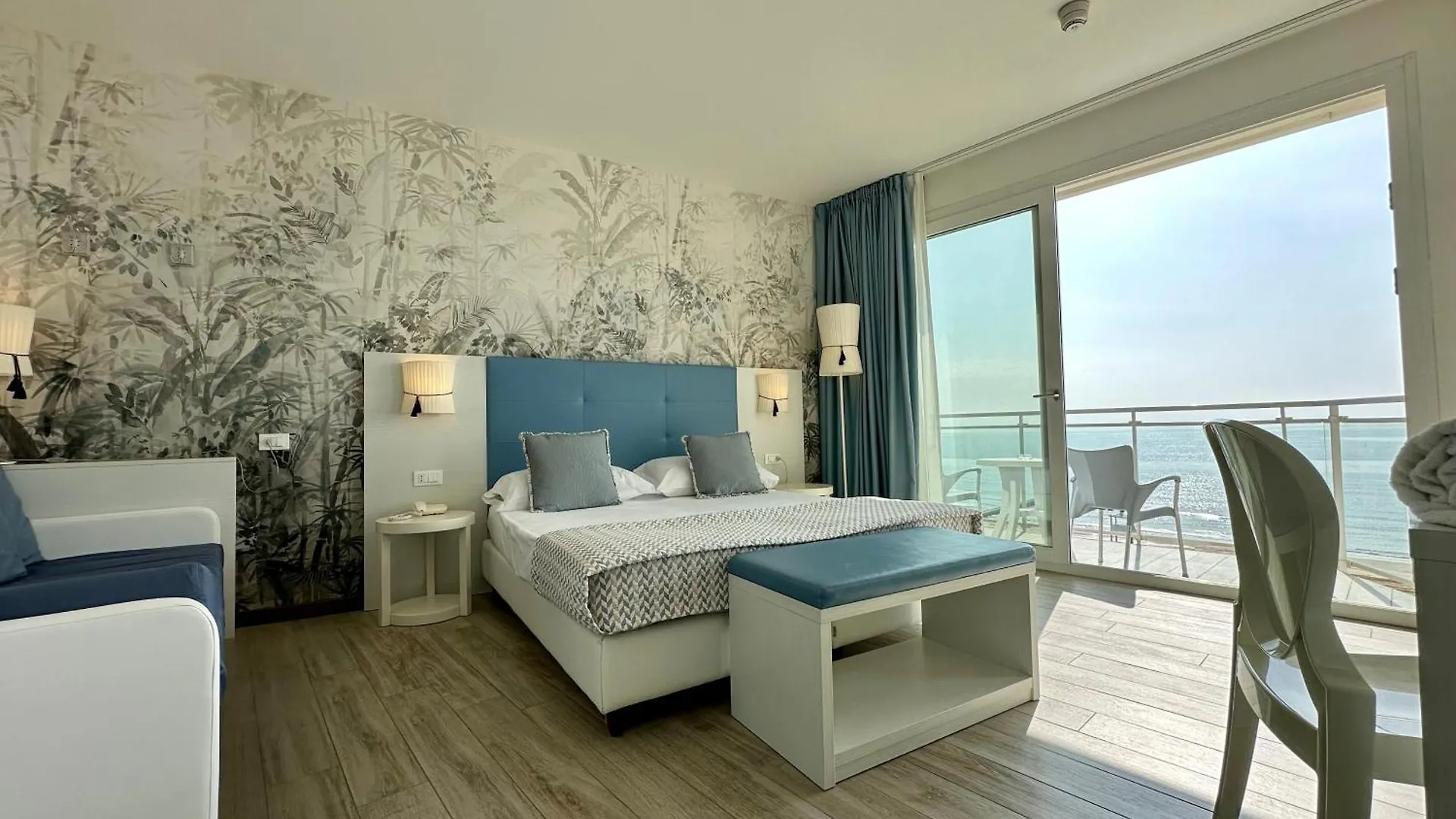 Hotel Nizza Frontemare Superior 3 Stelle Lido di Jesolo