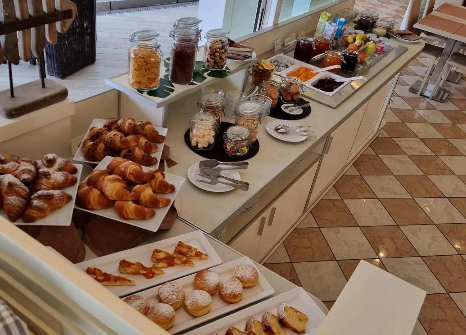 Hotel Nizza Frontemare Superior 3 Stelle Τζεσόλο Λίντο