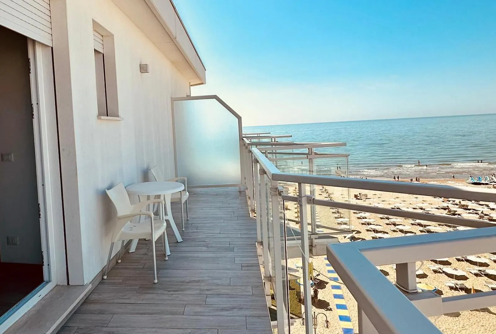 Hotel Nizza Frontemare Superior 3 Stelle Lido di Jesolo 3*,  Italy