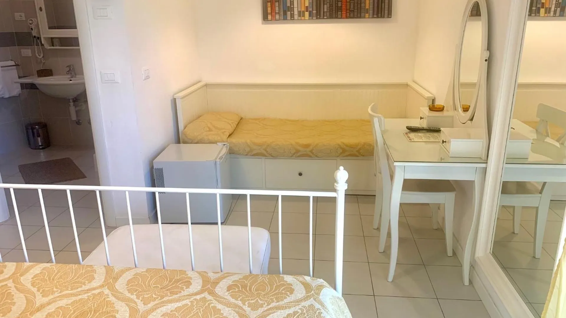 Hotel Nizza Frontemare Superior 3 Stelle Τζεσόλο Λίντο