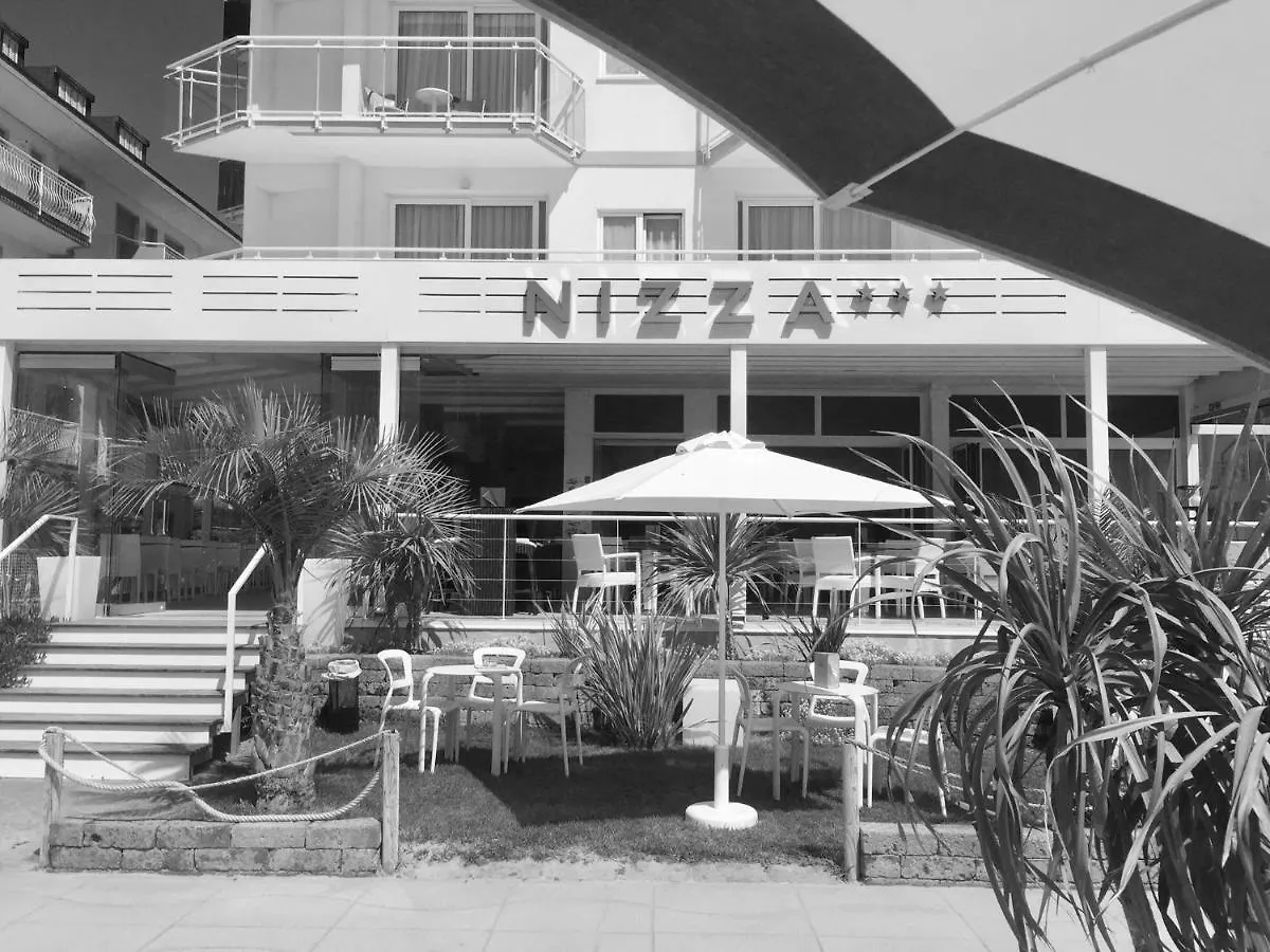 Hotel Nizza Frontemare Superior 3 Stelle Lido di Jesolo