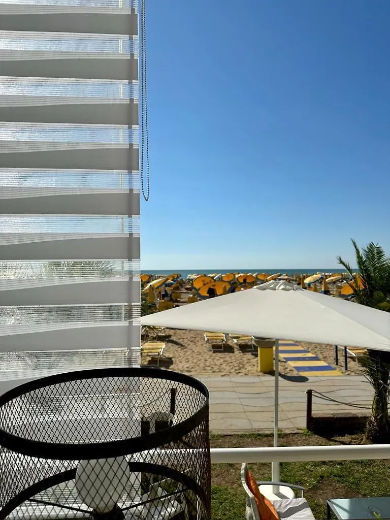 Hotel Nizza Frontemare Superior 3 Stelle Jesolo