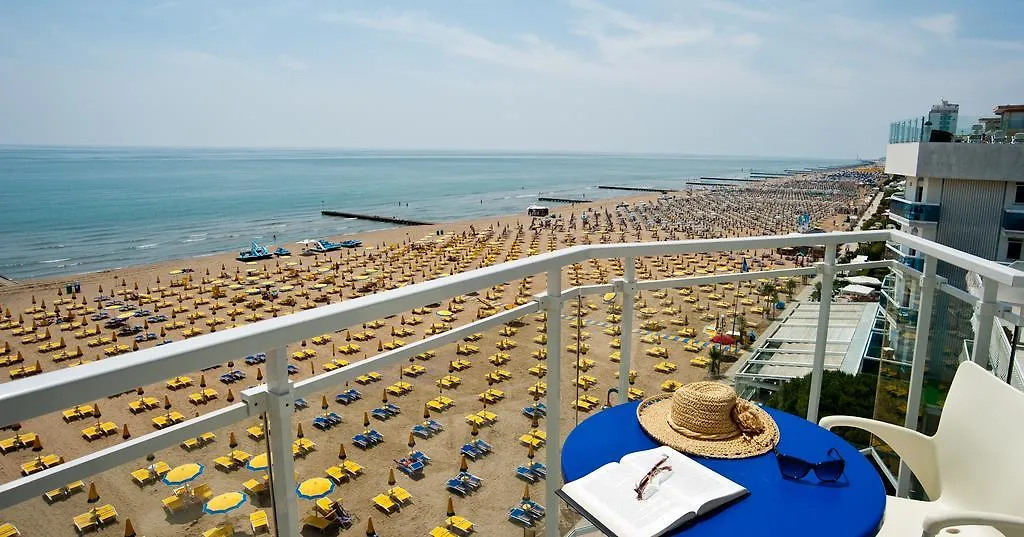 Hotel Nizza Frontemare Superior 3 Stelle Lido di Jesolo 3*,